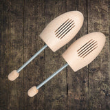 Schuhspanner - mit Spiralfeder Holz/Buche | MALÖ